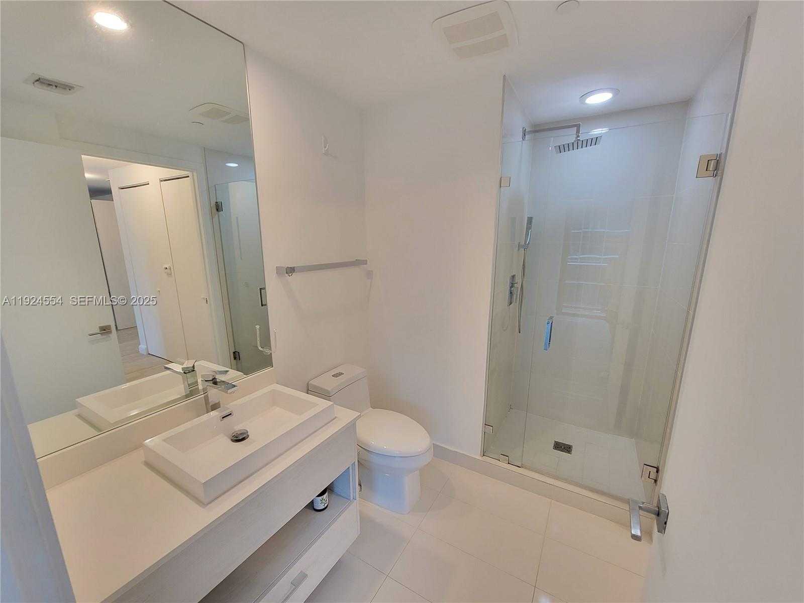 Small Image of 55 SOUTH WEST 9TH ST #1807, Miami Number 7