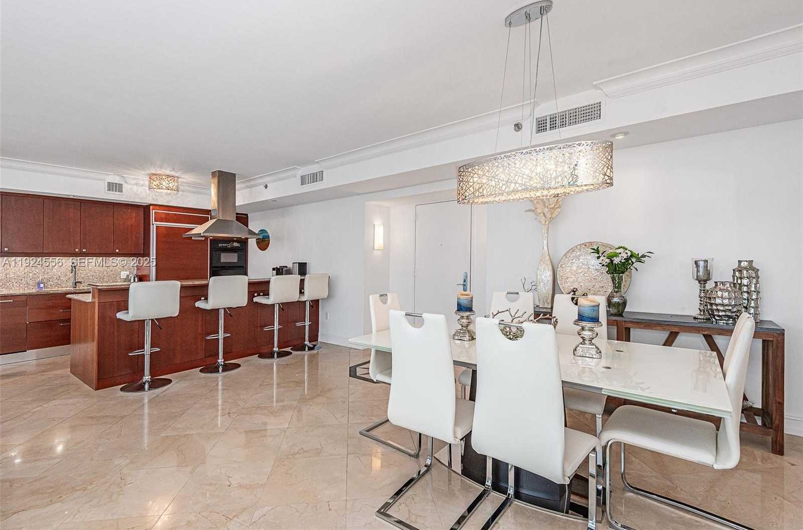Small Image of 1850 SOUTH OCEAN DR #1105, Hallandale Beach Number 11