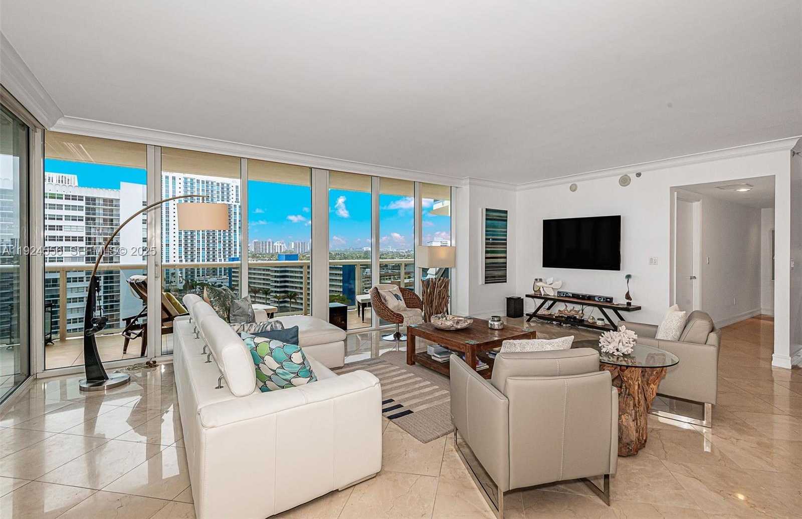 Small Image of 1850 SOUTH OCEAN DR #1105, Hallandale Beach Number 14