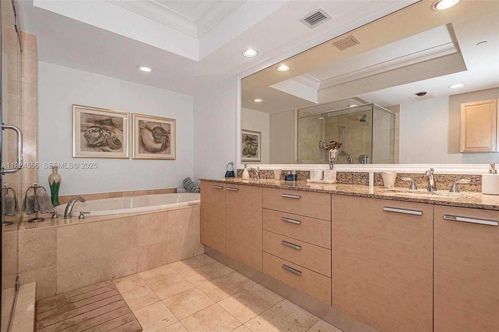 Small Image of 1850 SOUTH OCEAN DR #1105, Hallandale Beach Number 19