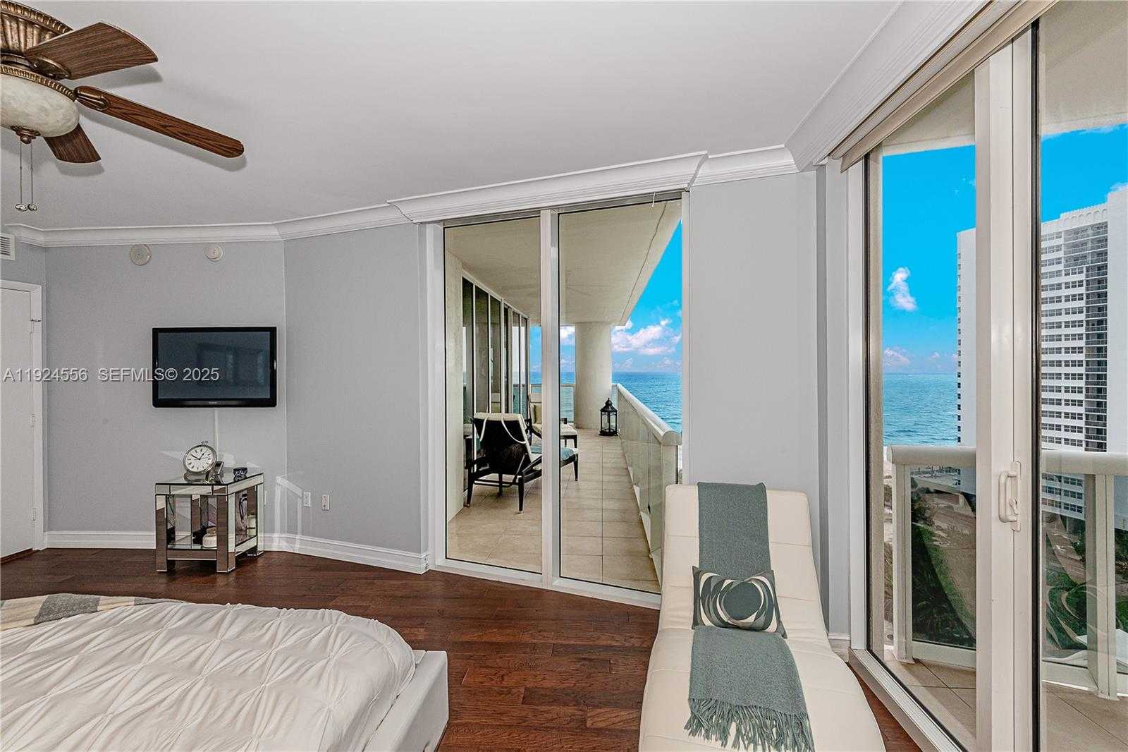 Small Image of 1850 SOUTH OCEAN DR #1105, Hallandale Beach Number 23