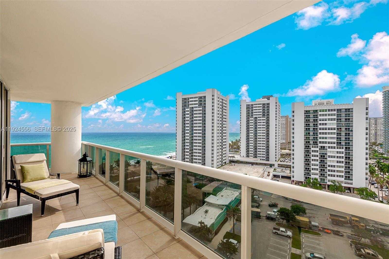 Small Image of 1850 SOUTH OCEAN DR #1105, Hallandale Beach Number 3
