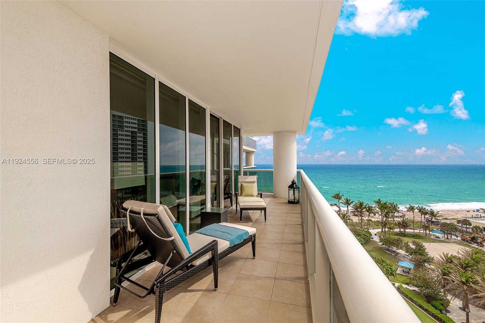 Small Image of 1850 SOUTH OCEAN DR #1105, Hallandale Beach Number 4