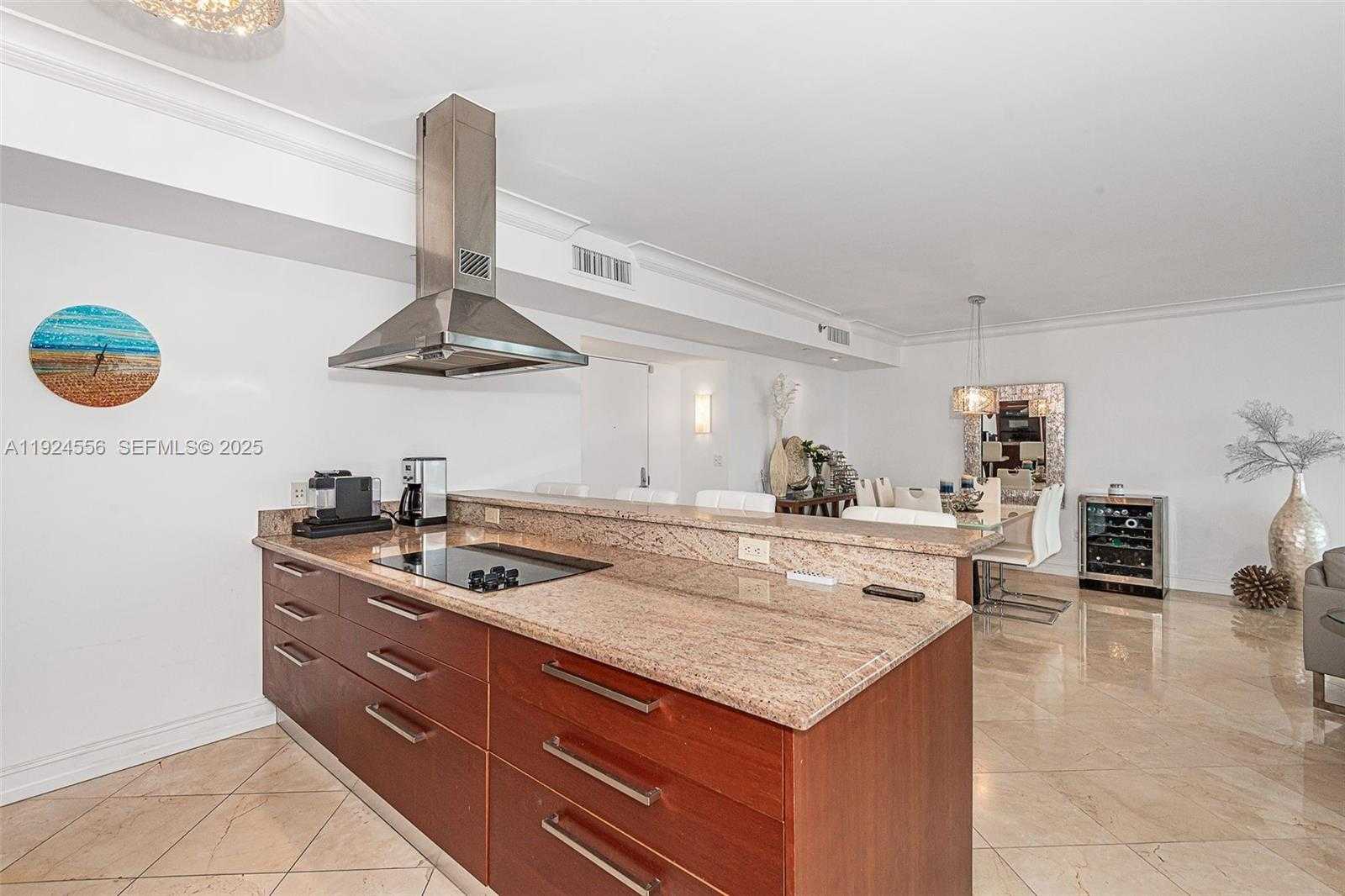 Small Image of 1850 SOUTH OCEAN DR #1105, Hallandale Beach Number 8