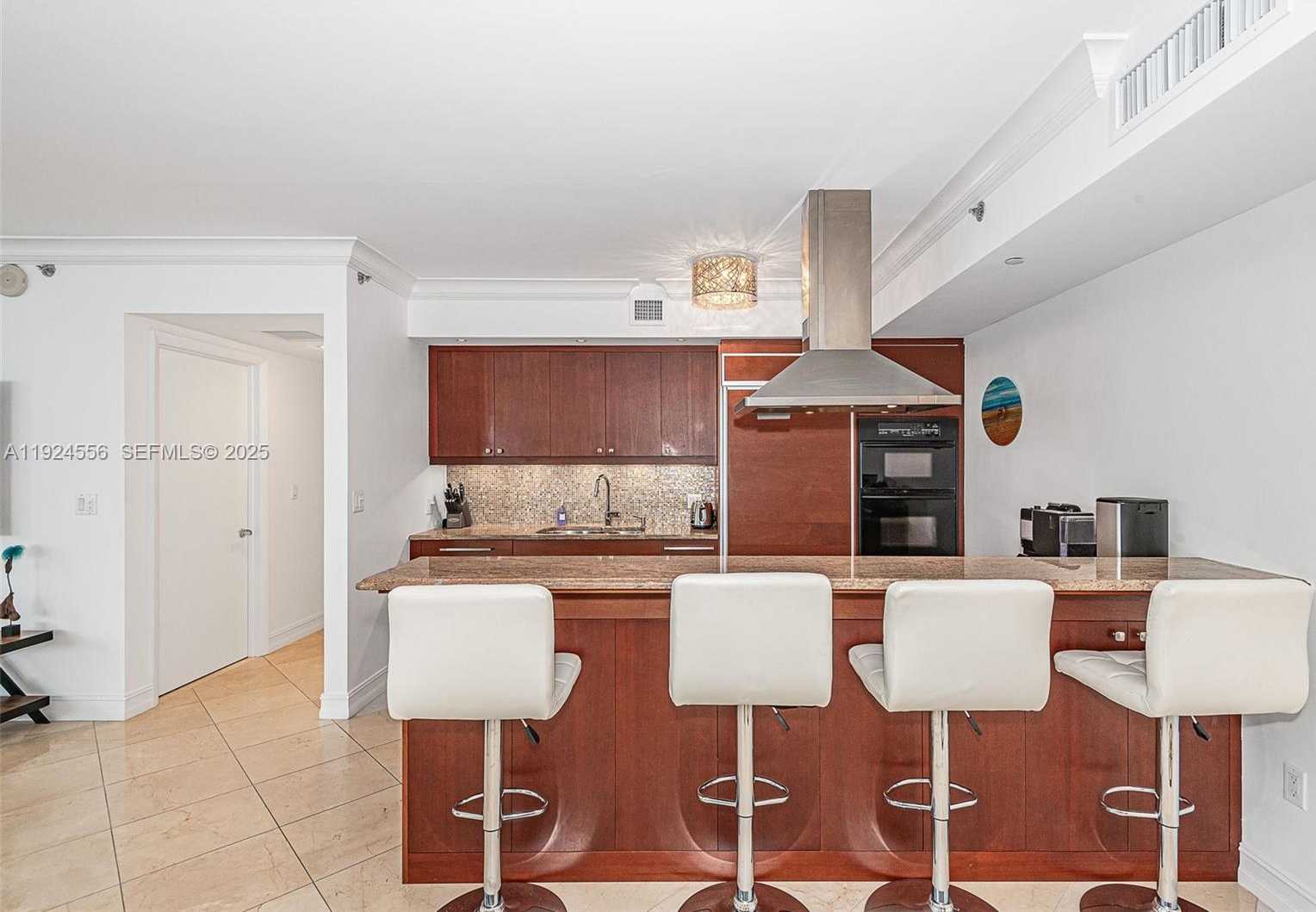 Small Image of 1850 SOUTH OCEAN DR #1105, Hallandale Beach Number 9