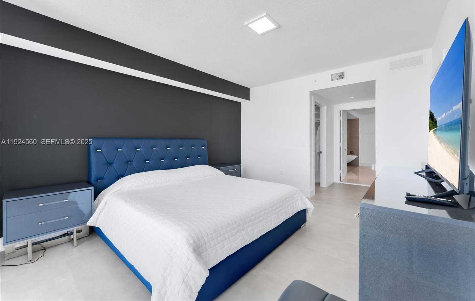 Imagen de Pequeño Objeto