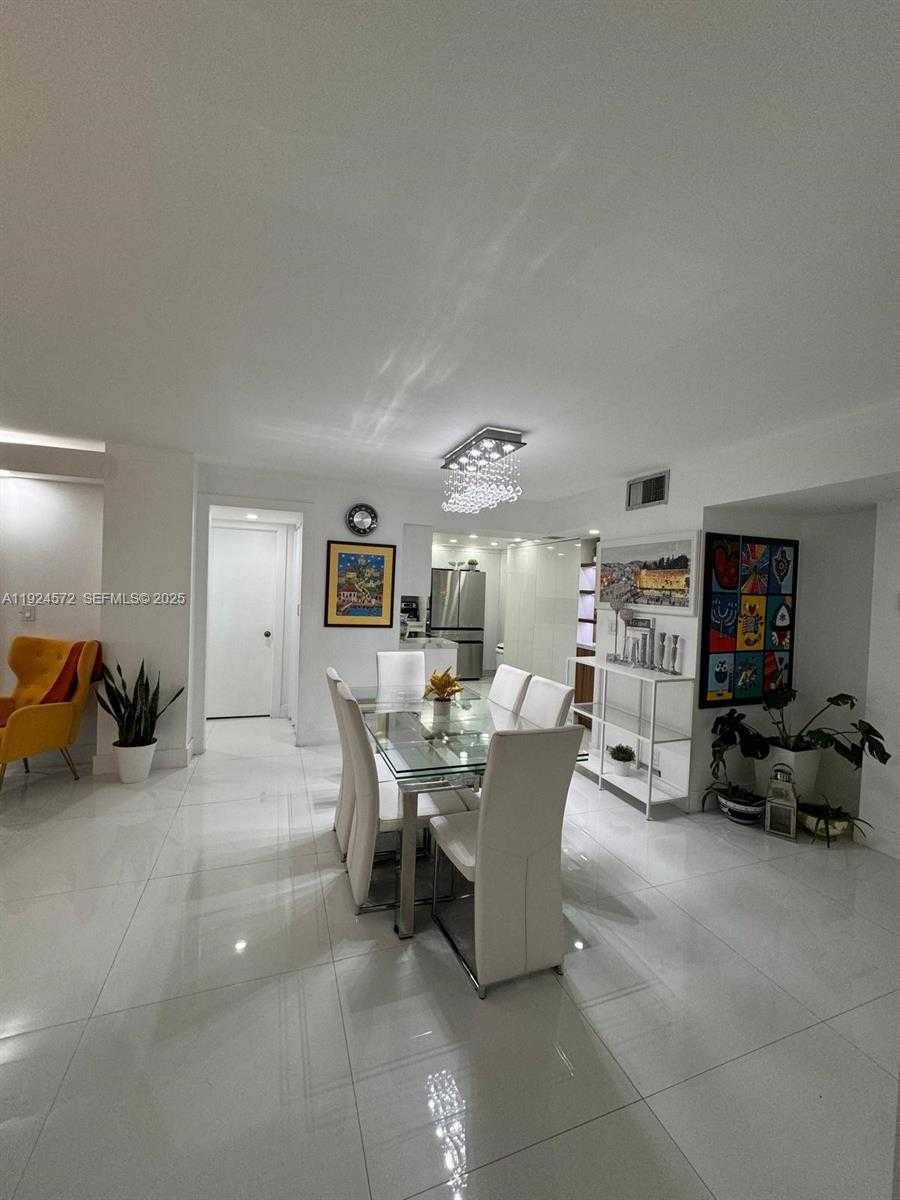 Imagen de Pequeño Objeto