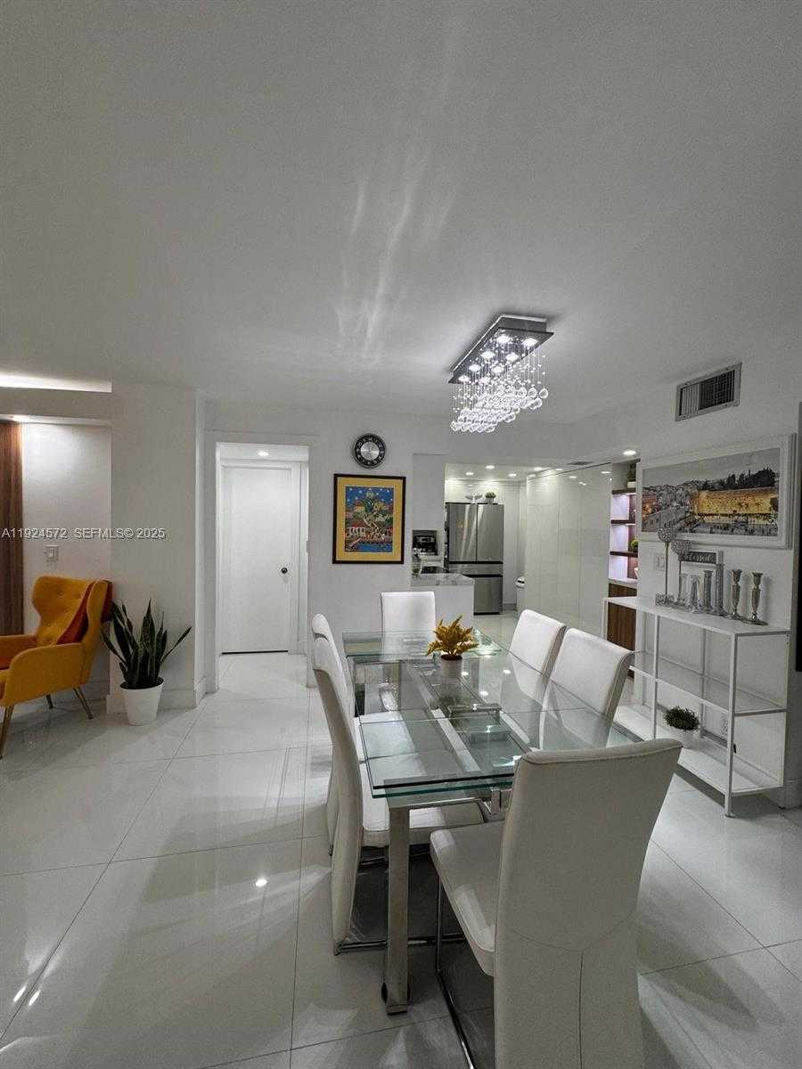 Imagen de Pequeño Objeto