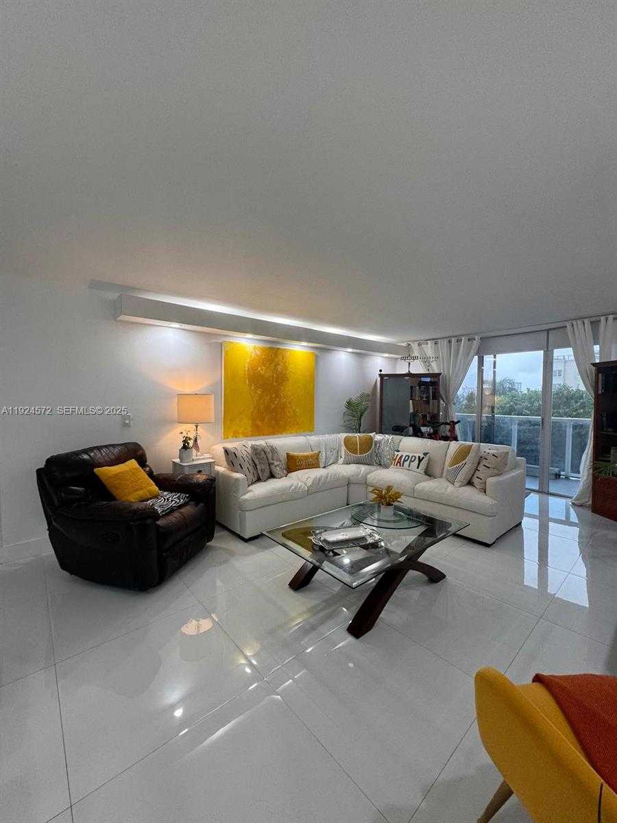 Imagen de Pequeño Objeto