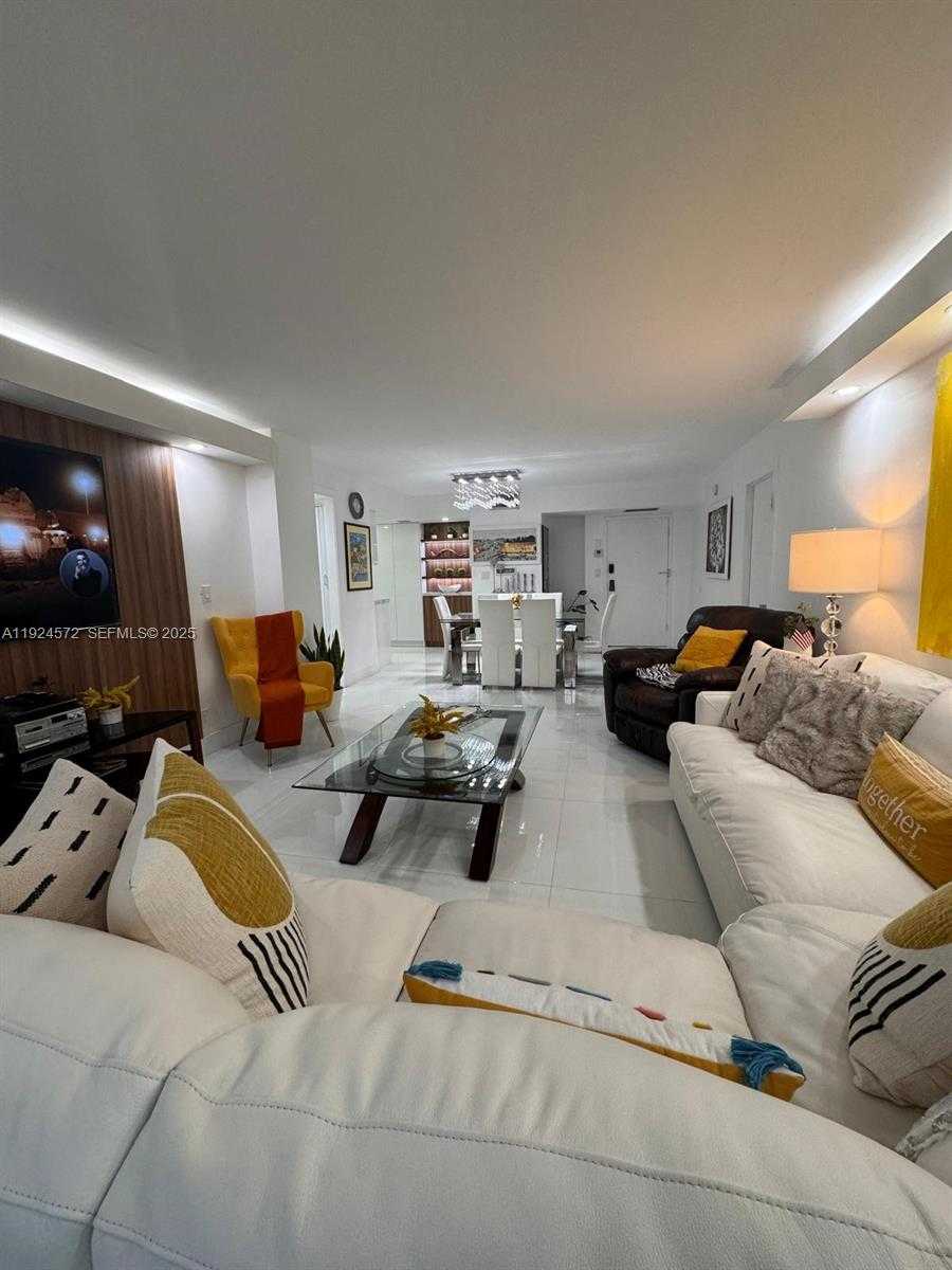 Imagen de Pequeño Objeto