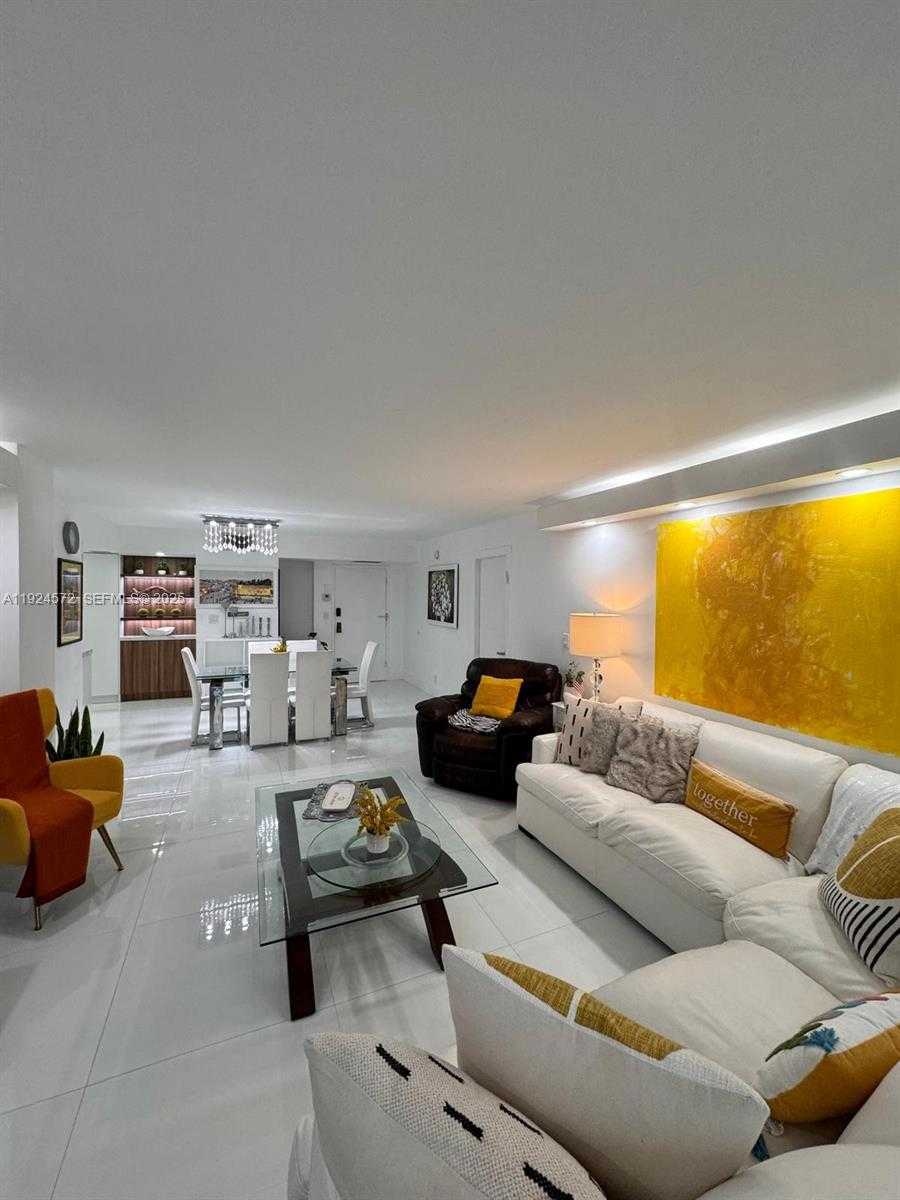 Imagen de Pequeño Objeto