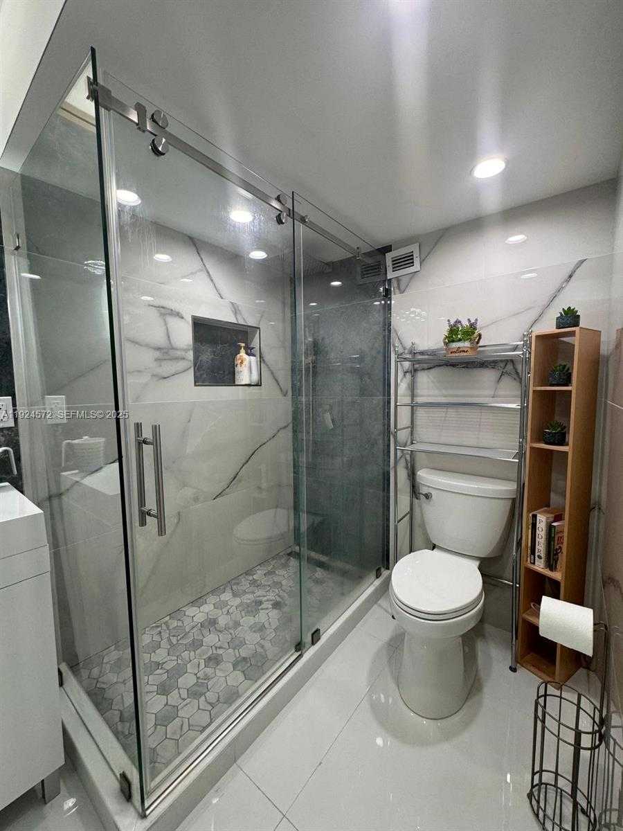 Imagen de Pequeño Objeto