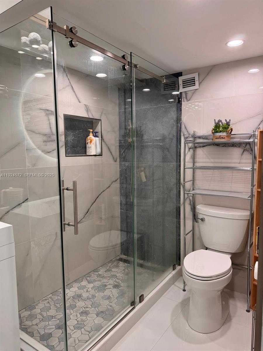 Imagen de Pequeño Objeto