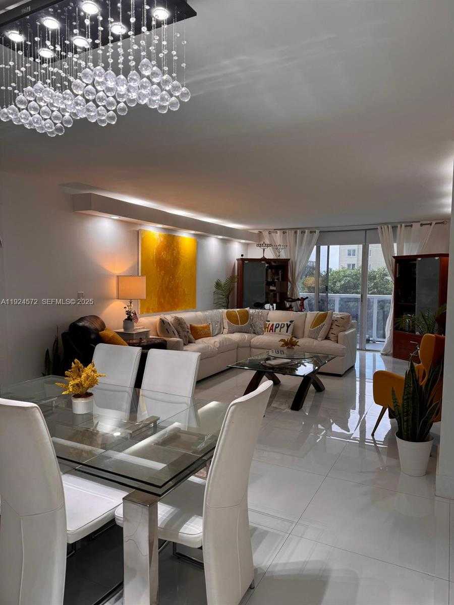 Imagen de Pequeño Objeto