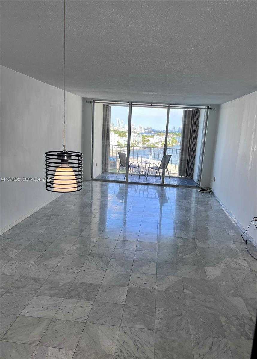 Small Image of 1865 79TH ST CSWY #15G, North Bay Village Number 6