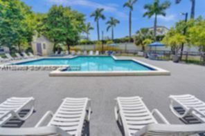 Small Image of Doral Number 18