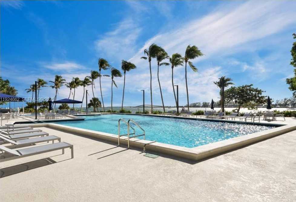 Small Image of 2333 BRICKELL AVE #1814, Miami Number 18