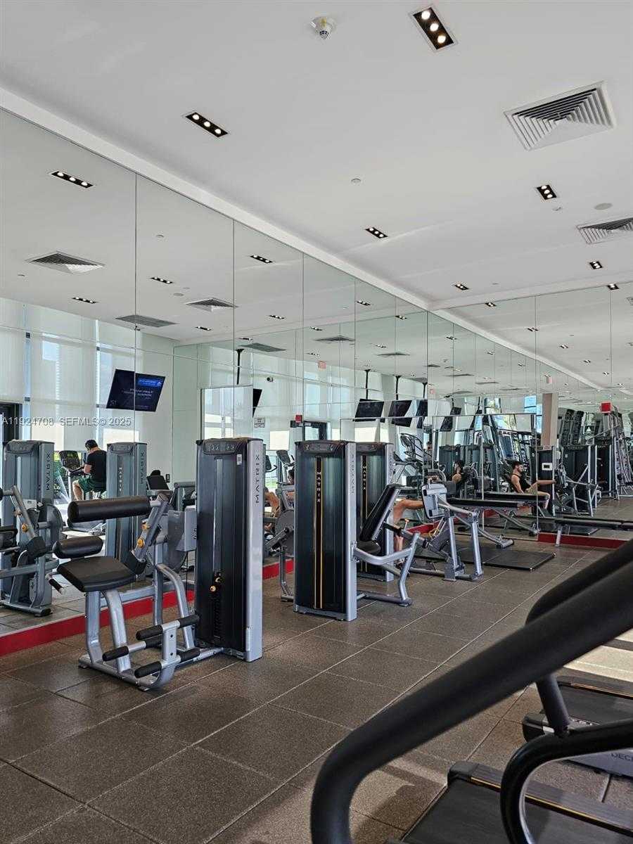 Imagen de Pequeño Objeto