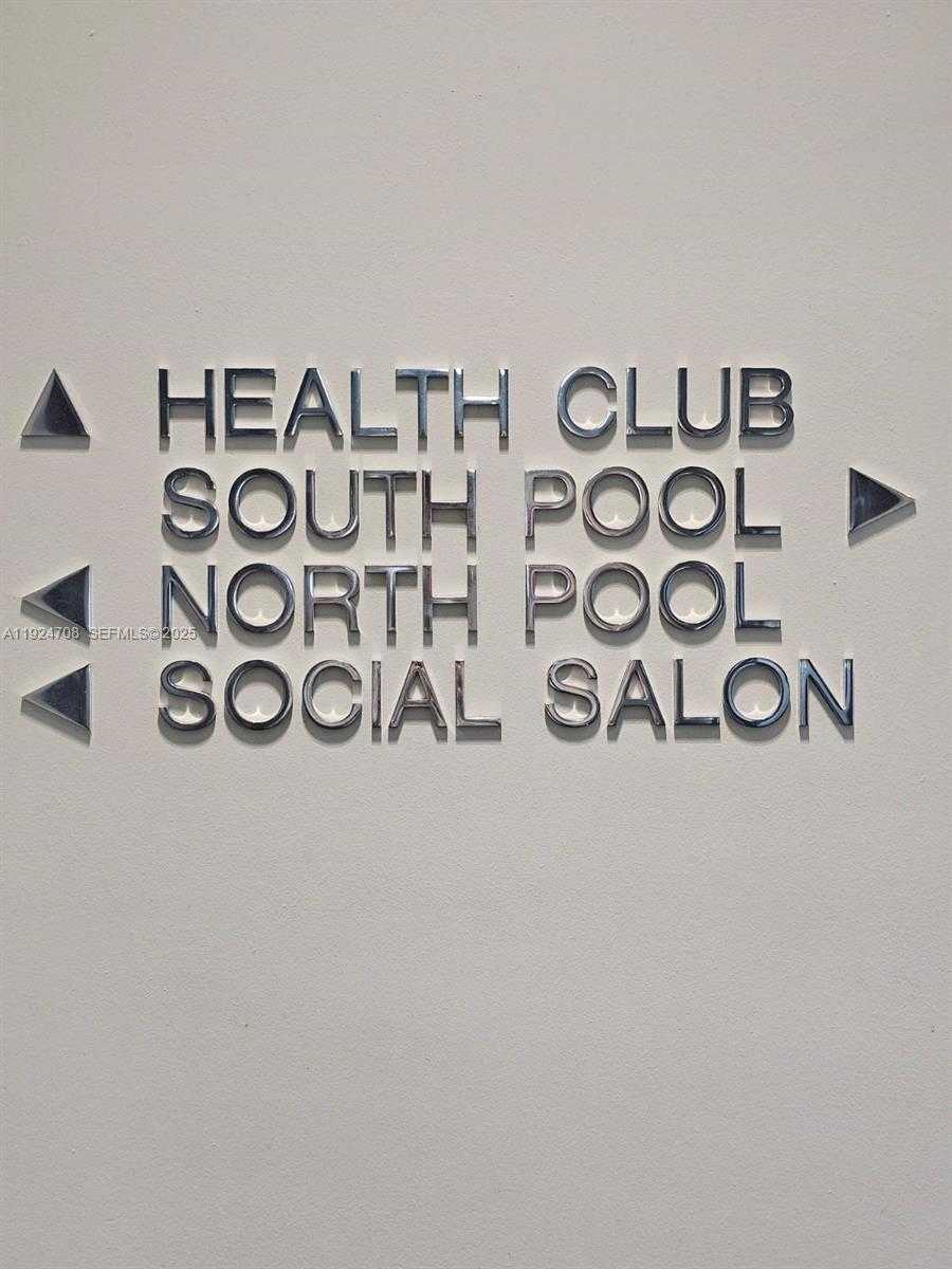 Imagen de Pequeño Objeto