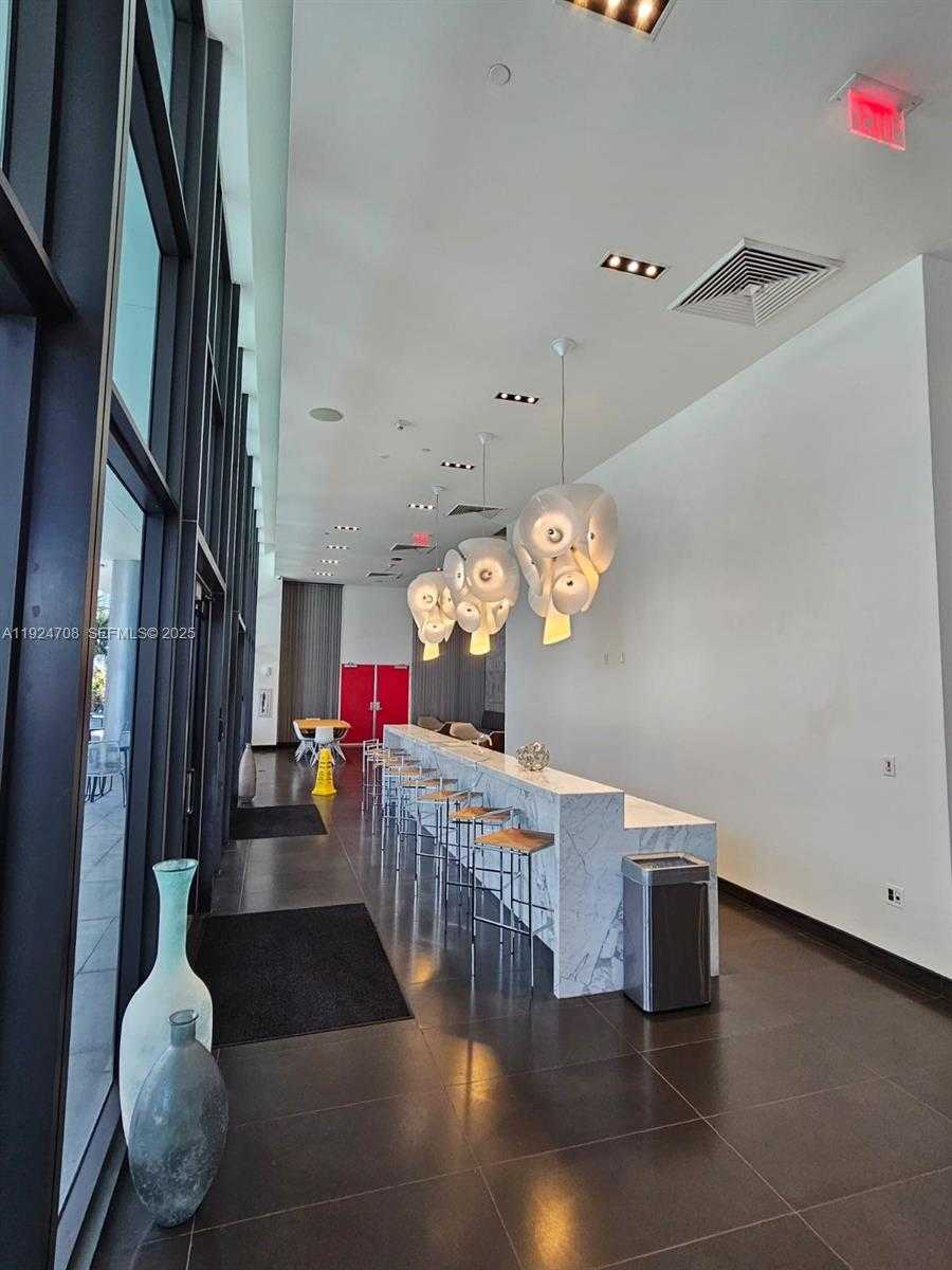 Imagen de Pequeño Objeto