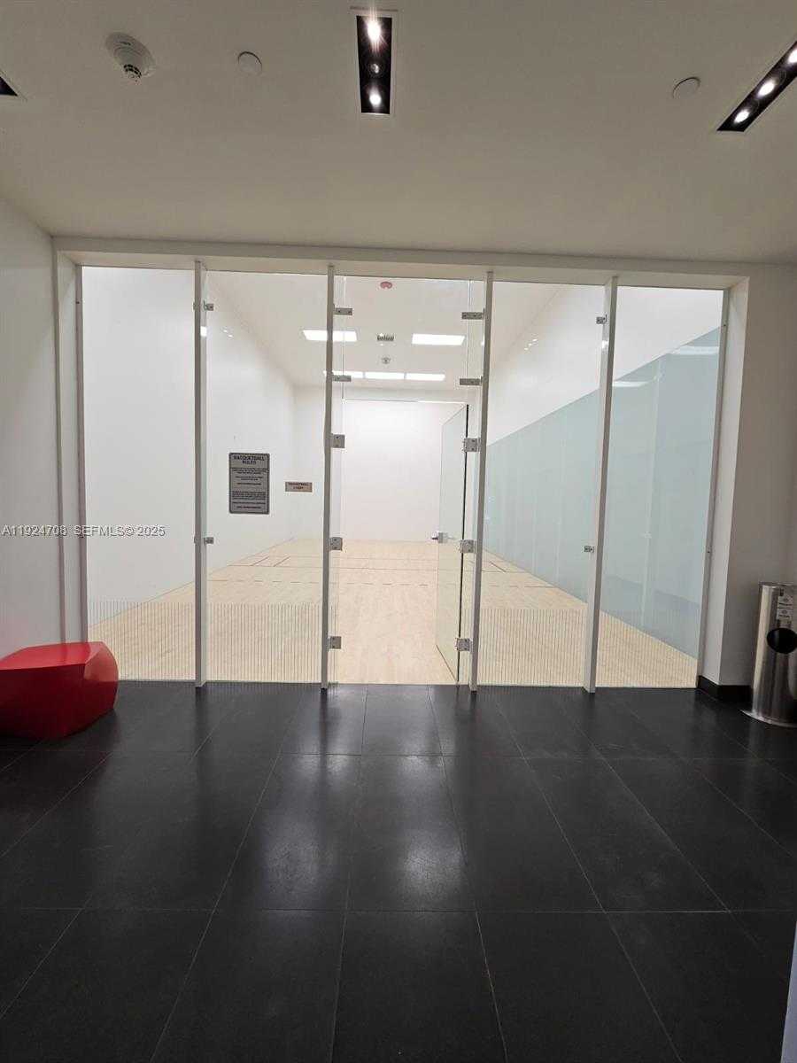 Imagen de Pequeño Objeto