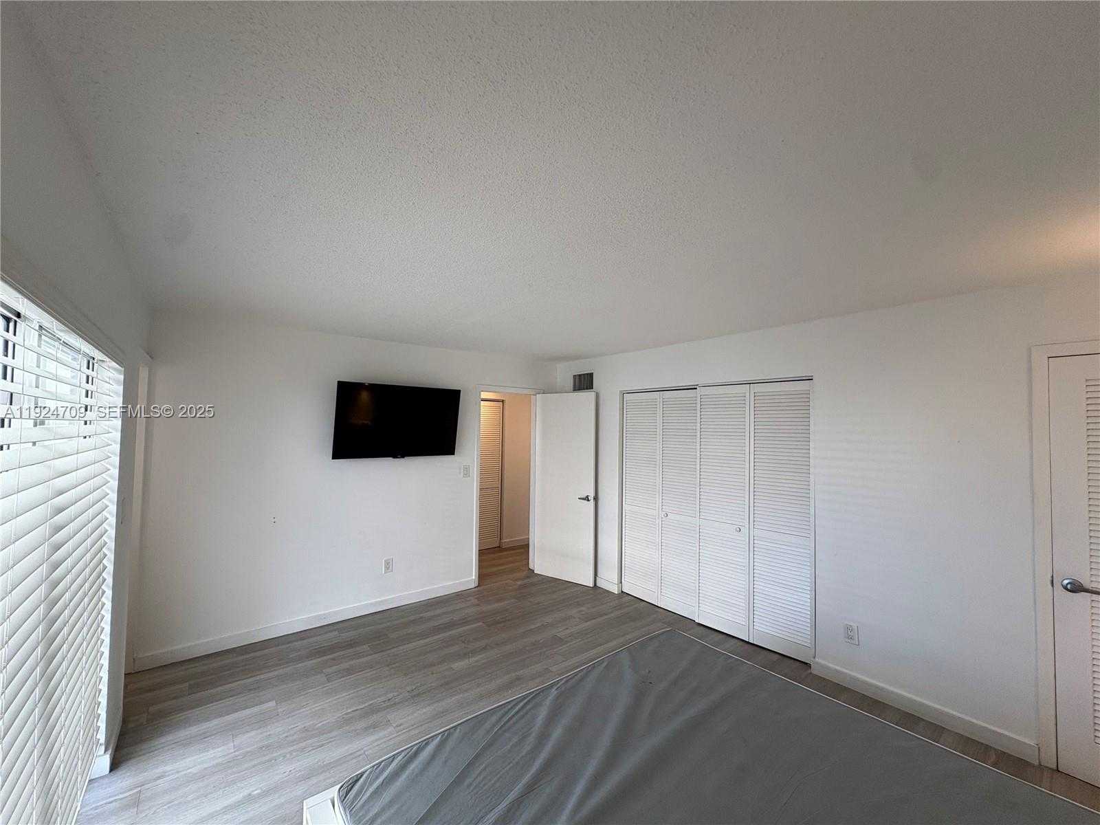 Small Image of 1340 LINCOLN RD #806, Miami Beach Number 28