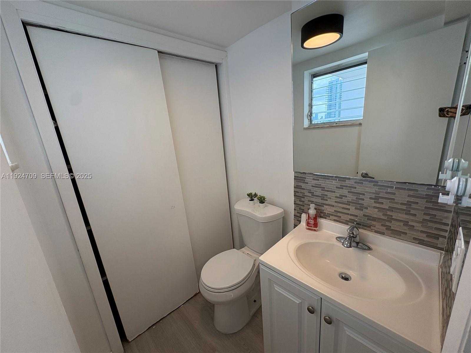 Small Image of 1340 LINCOLN RD #806, Miami Beach Number 30