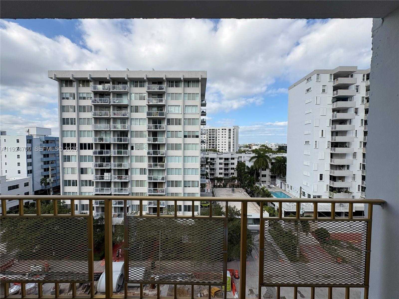 Small Image of 1340 LINCOLN RD #806, Miami Beach Number 31