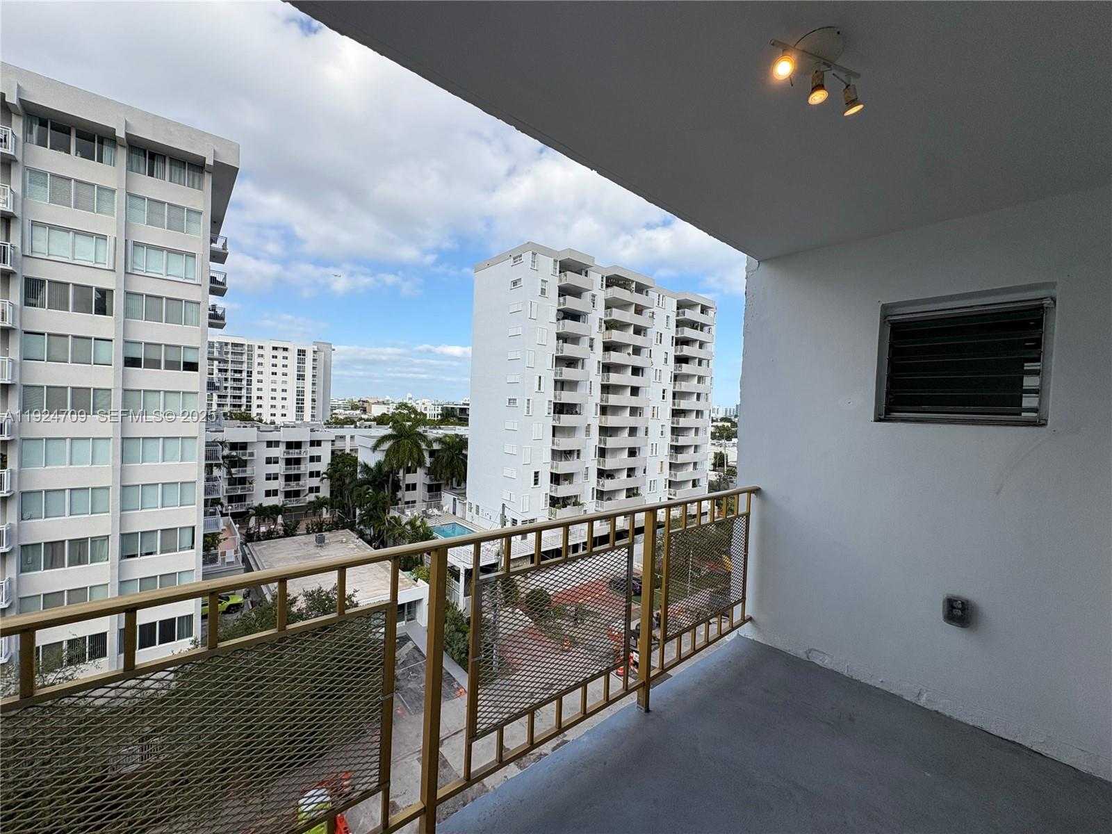 Small Image of 1340 LINCOLN RD #806, Miami Beach Number 36