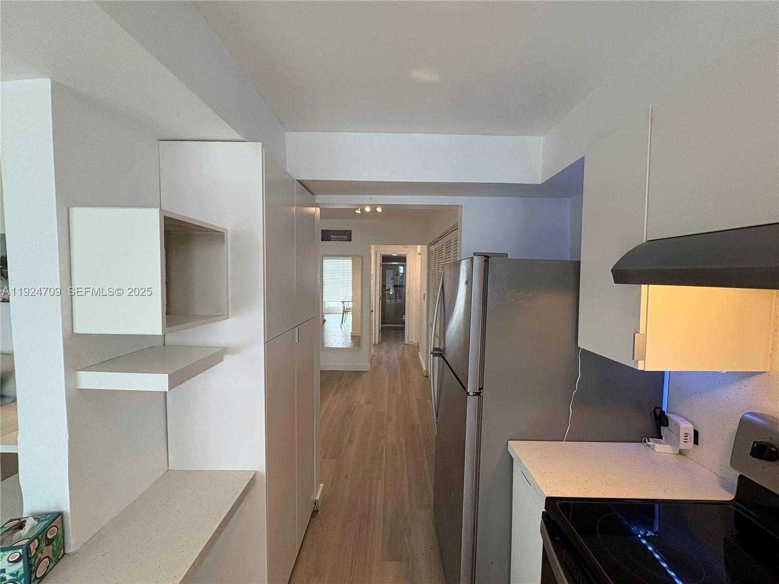 Small Image of 1340 LINCOLN RD #806, Miami Beach Number 7