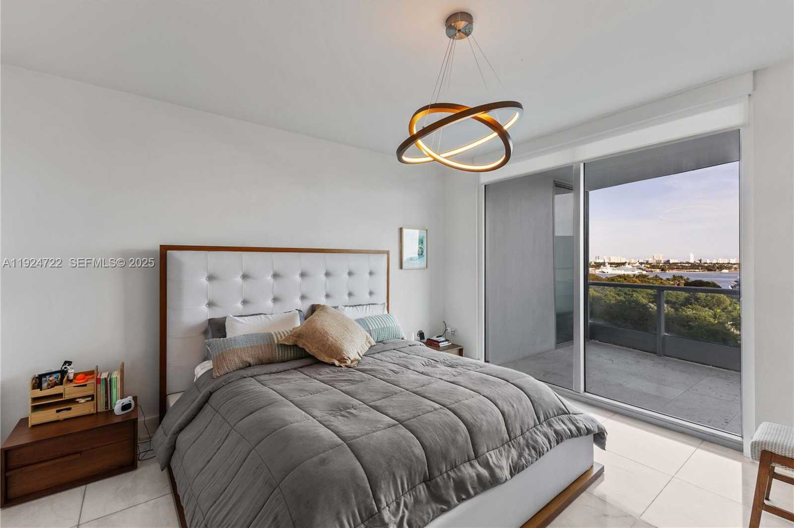 Small Image of 900 BISCAYNE BLVD #901, Miami Number 14