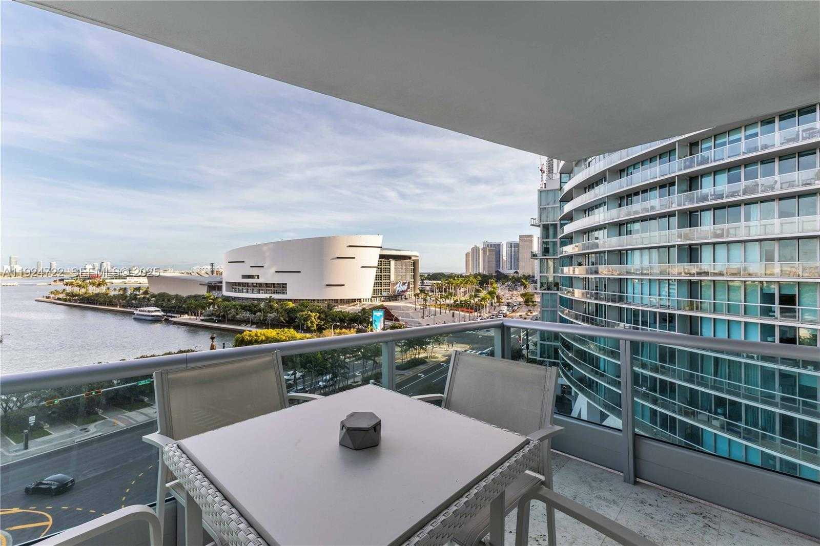 Small Image of 900 BISCAYNE BLVD #901, Miami Number 21