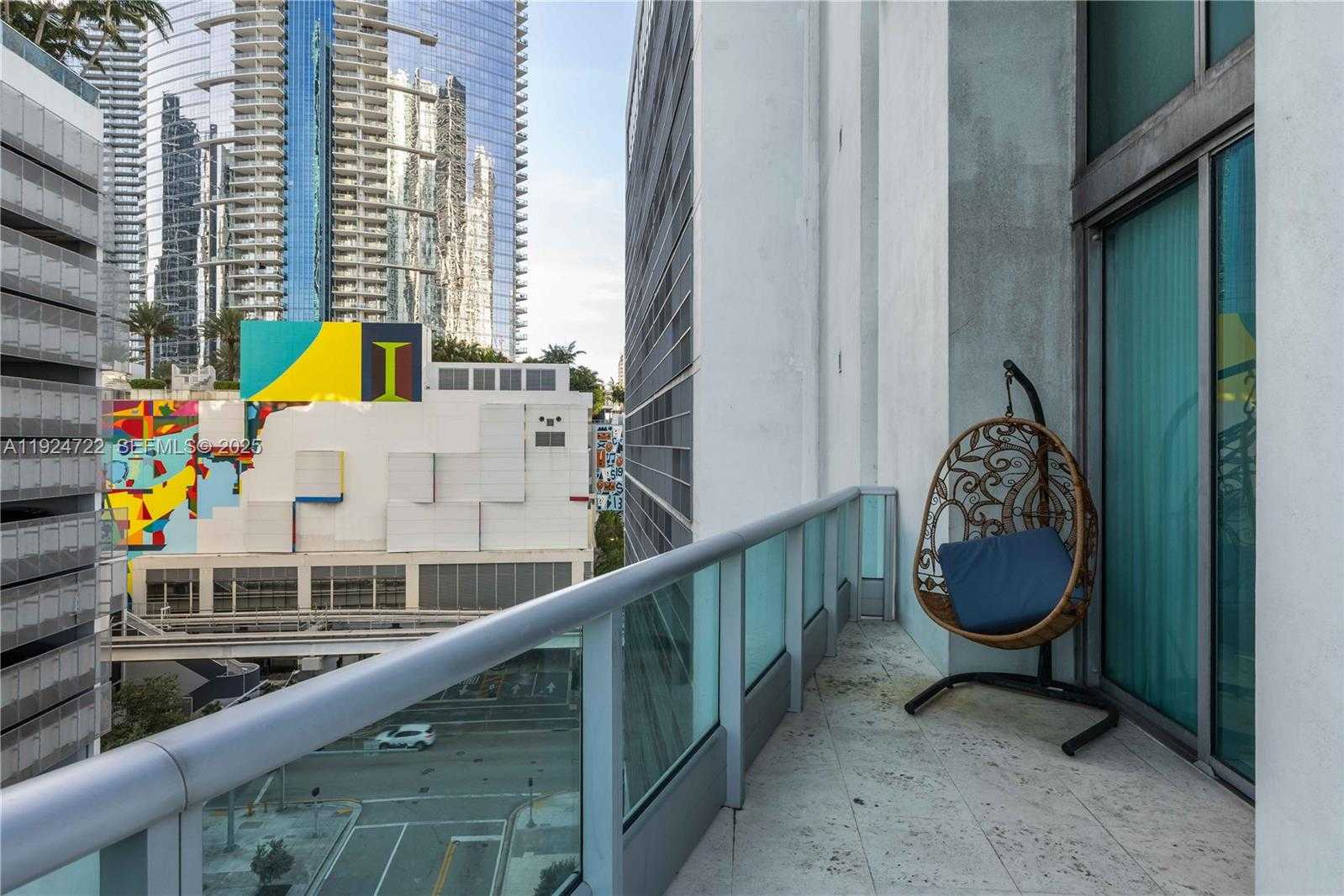 Small Image of 900 BISCAYNE BLVD #901, Miami Number 22