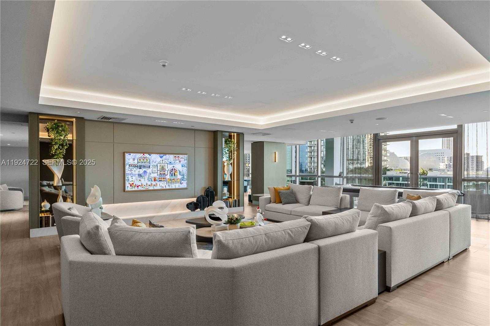 Small Image of 900 BISCAYNE BLVD #901, Miami Number 23