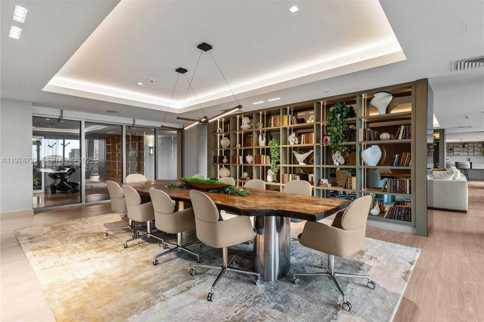 Small Image of 900 BISCAYNE BLVD #901, Miami Number 24