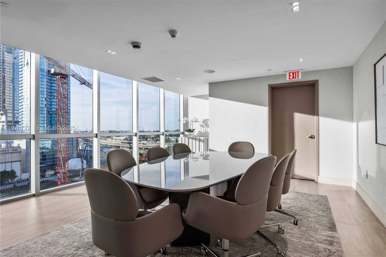 Small Image of 900 BISCAYNE BLVD #901, Miami Number 25