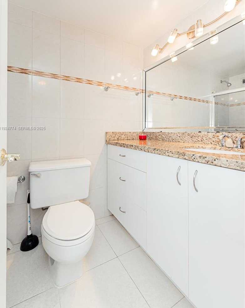 Imagen de Pequeño Objeto