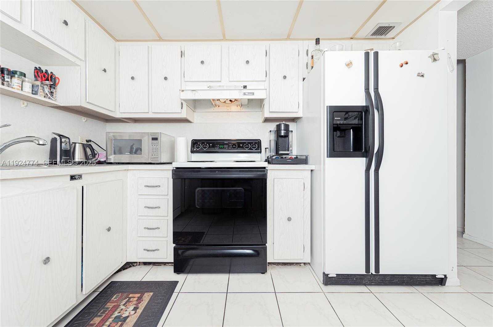 Imagen de Pequeño Objeto