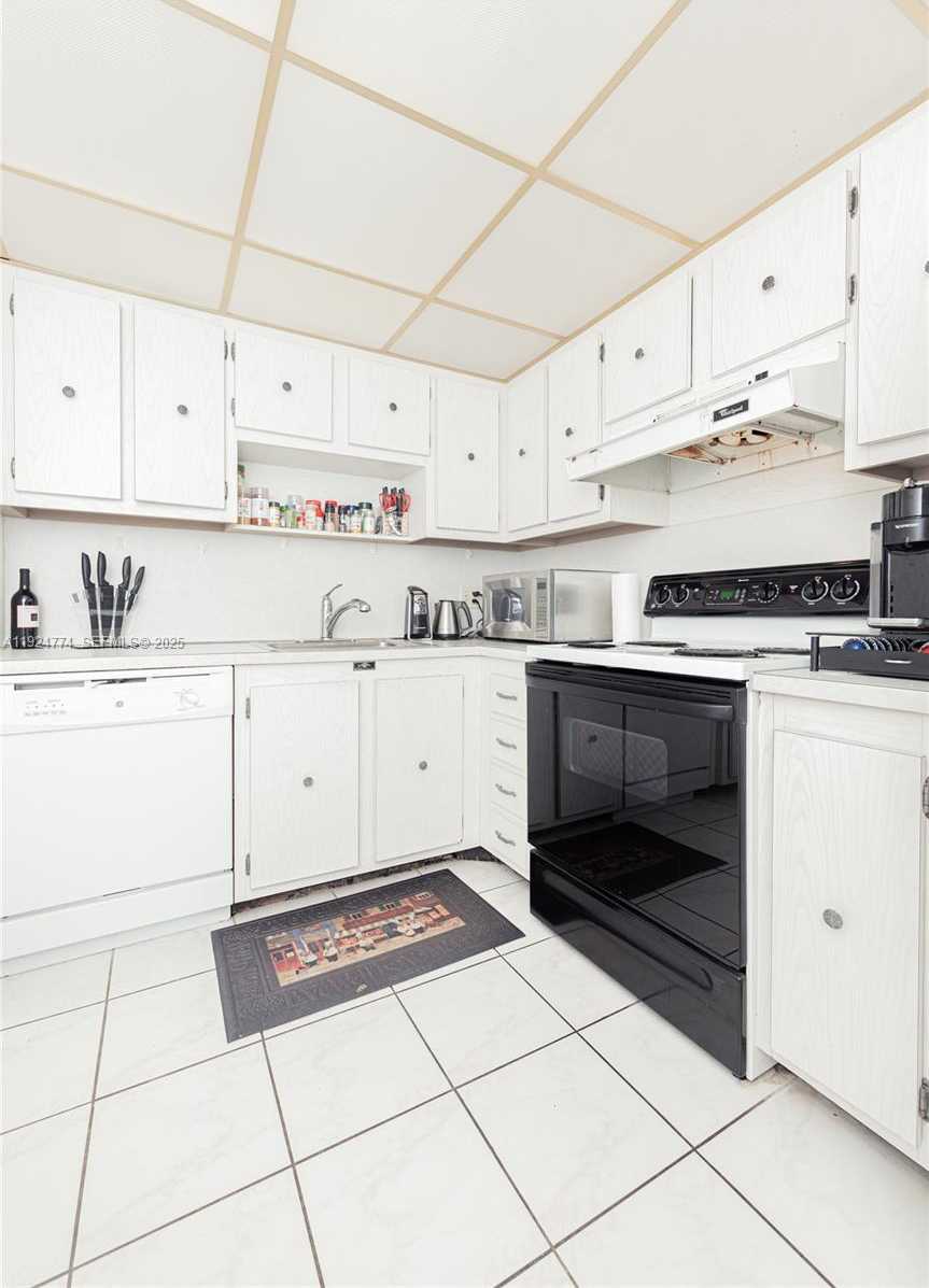 Imagen de Pequeño Objeto