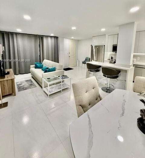Small Image of 1100 ALTON RD #4D, Miami Beach Number 18