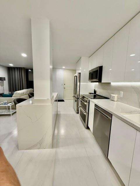Small Image of 1100 ALTON RD #4D, Miami Beach Number 6