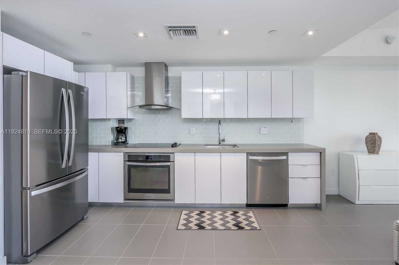 Imagen de Pequeño Objeto