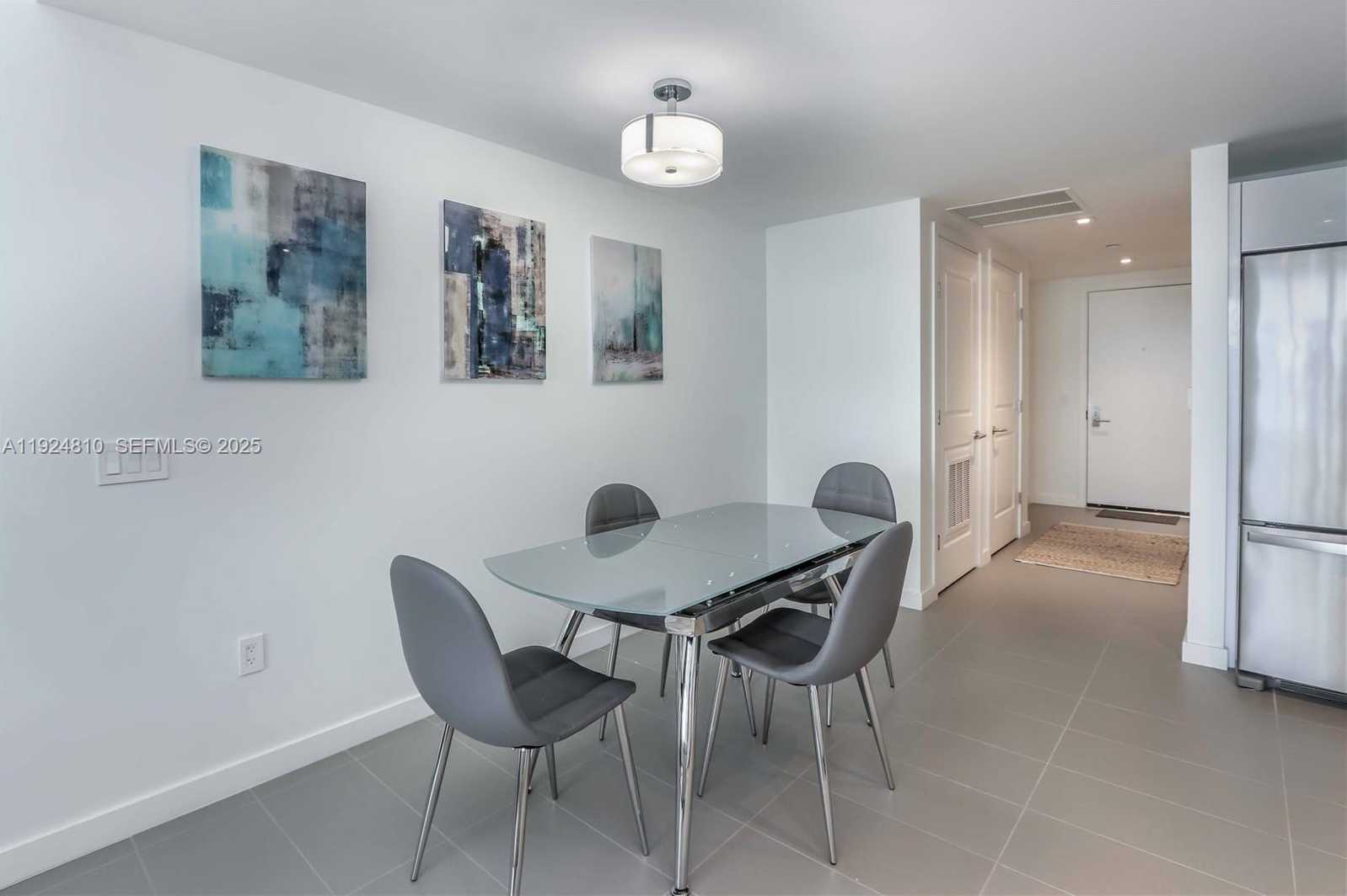 Imagen de Pequeño Objeto