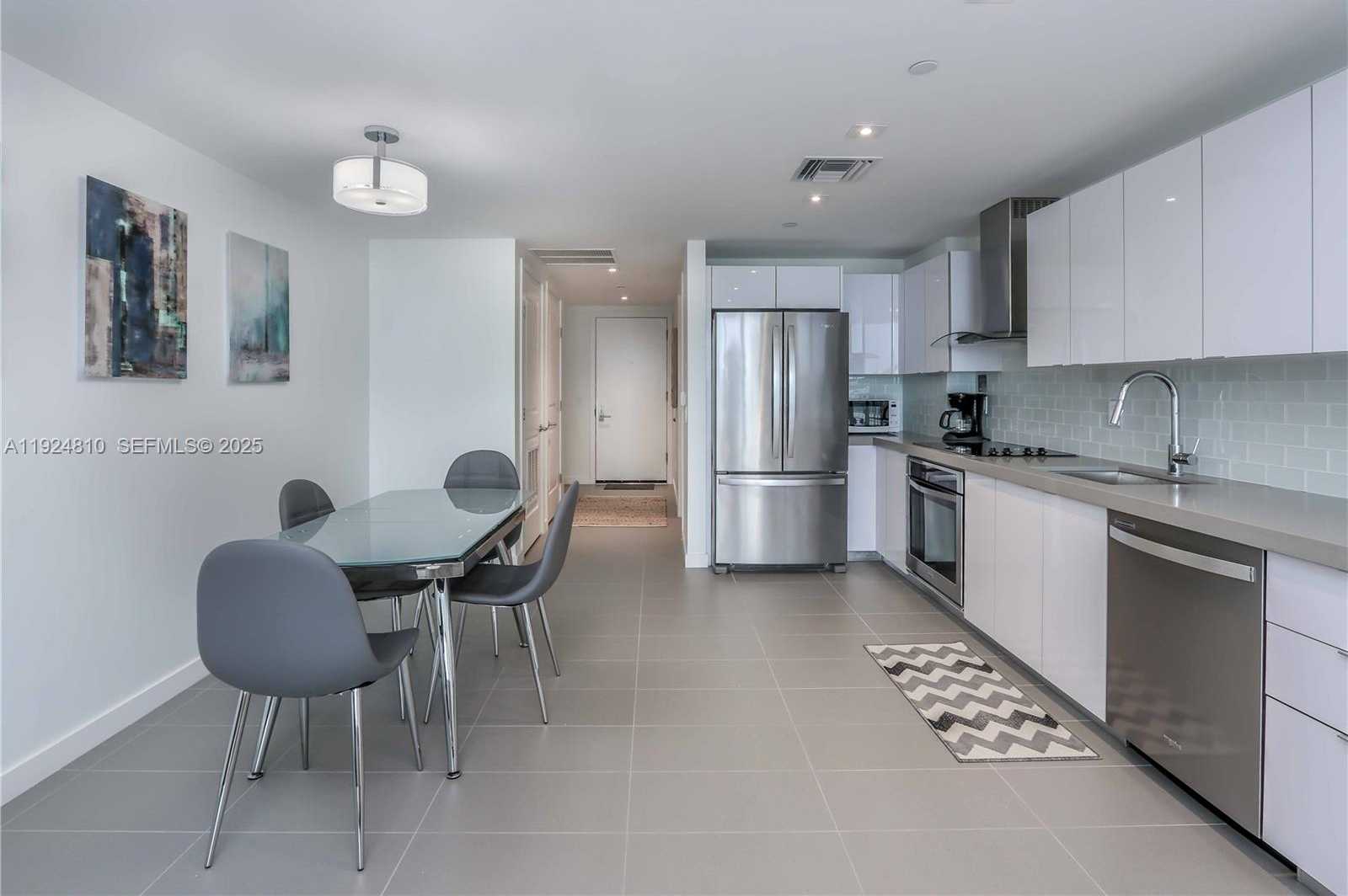 Imagen de Pequeño Objeto