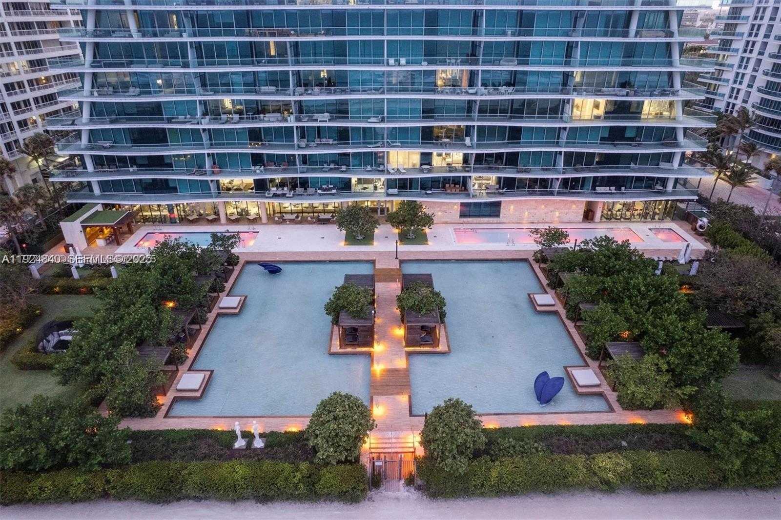 Imagen de Pequeño Objeto