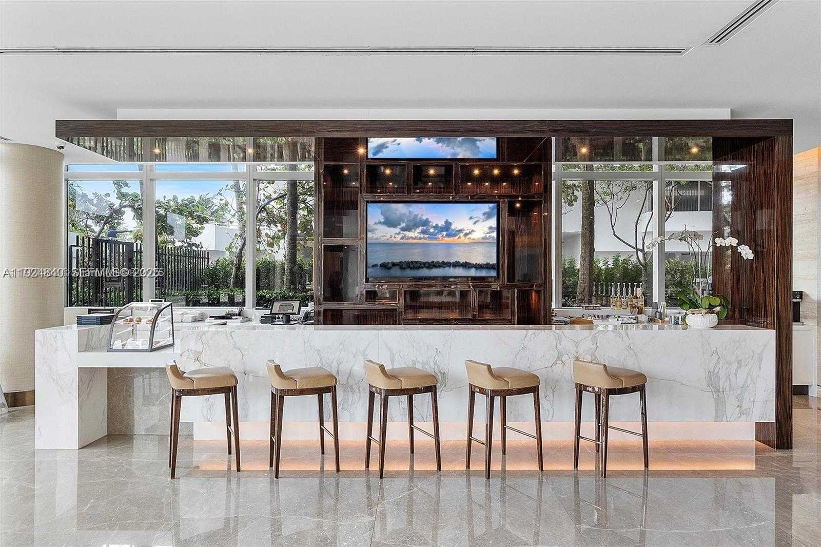 Imagen de Pequeño Objeto