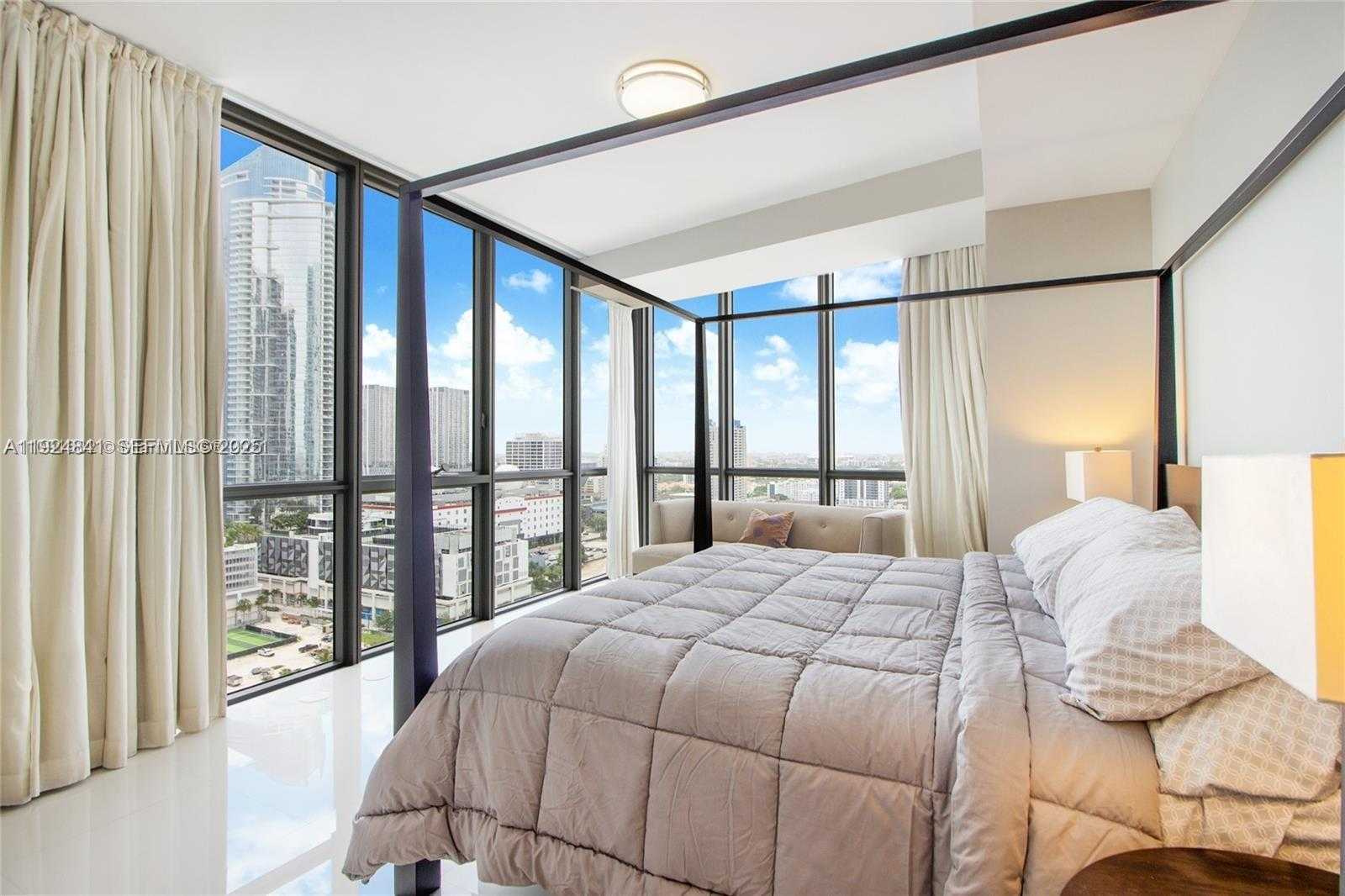 Small Image of 1100 BISCAYNE BLVD #2203, Miami Number 10