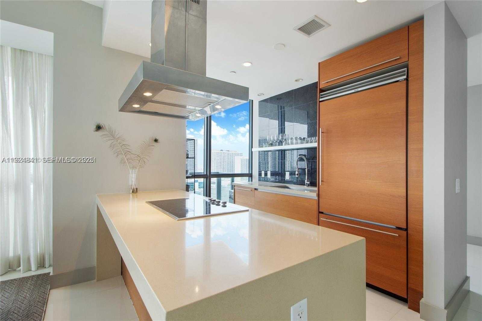 Small Image of 1100 BISCAYNE BLVD #2203, Miami Number 6