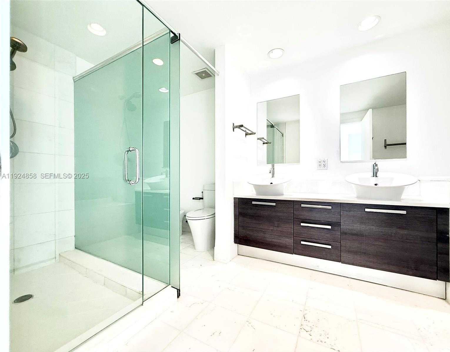 Small Image of 2950 NORTH EAST 188TH ST #525, Aventura Number 16