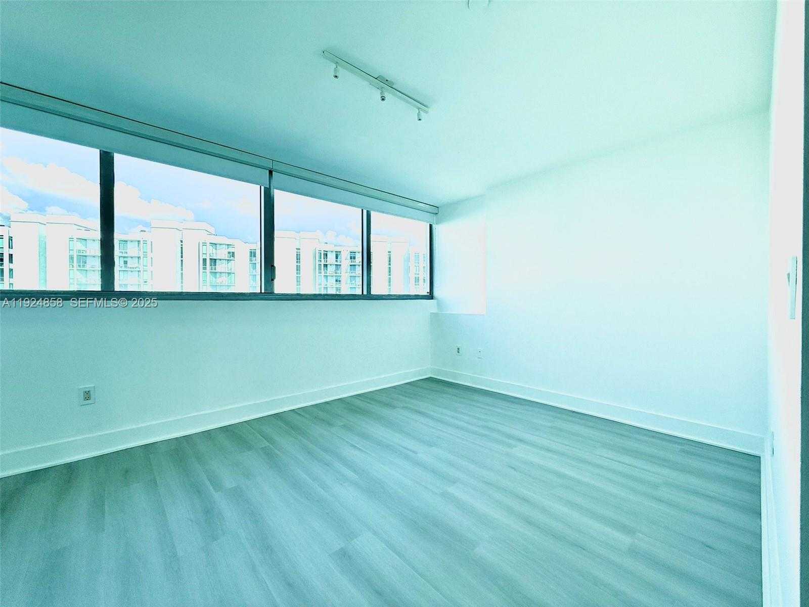 Small Image of 2950 NORTH EAST 188TH ST #525, Aventura Number 20